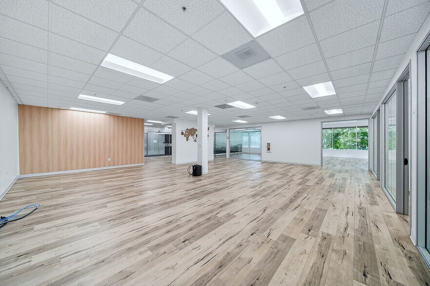 More Photos Of 1520 Bridgegate Dr, Diamond Bar Office For Lease
