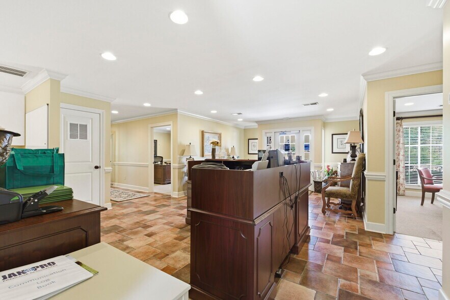More Photos Of GA Hwy 136, LaFayette Bank For Sale