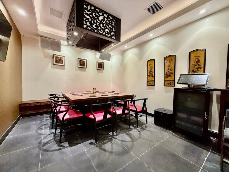 More Photos Of 235 New Dorp Ln, Staten Island Lodge Meeting Hall For Lease