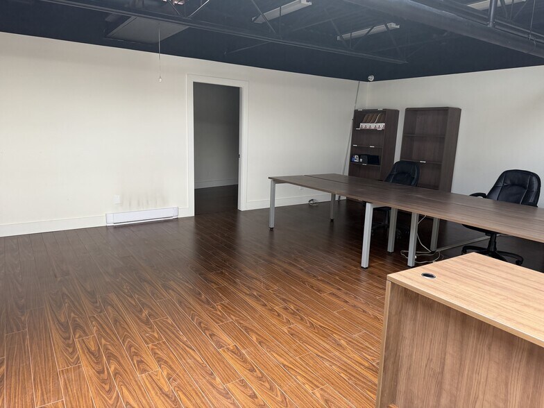 More Photos Of 9059-9079 Shaughnessy St, Vancouver Warehouse For Sale