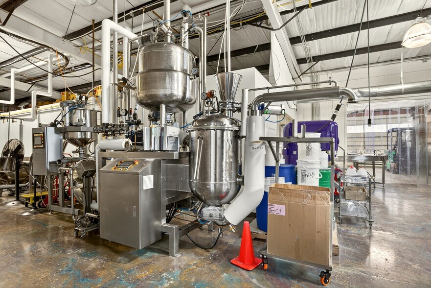 More Photos Of 3100 Merriman Rd, Medford Warehouse For Sale