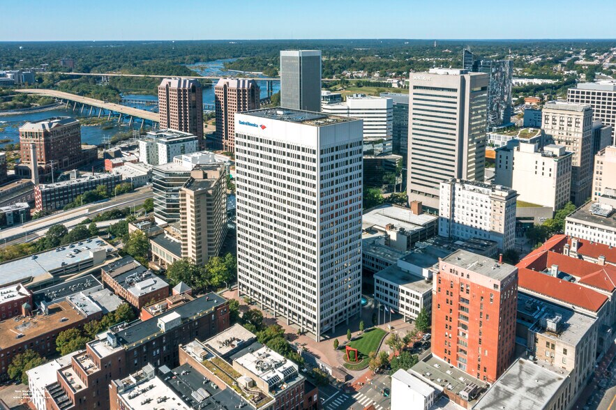 More Photos Of 1111 E Main St, Richmond Office For Lease