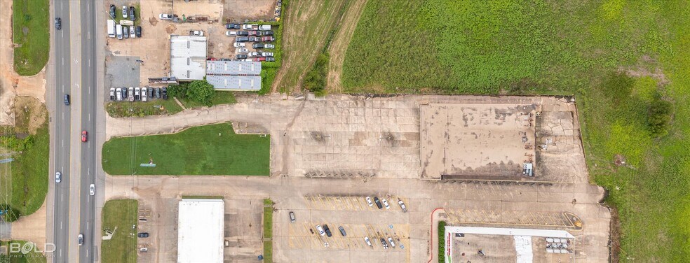 More Photos Of 1837 N Market St, Shreveport General Retail For Sale