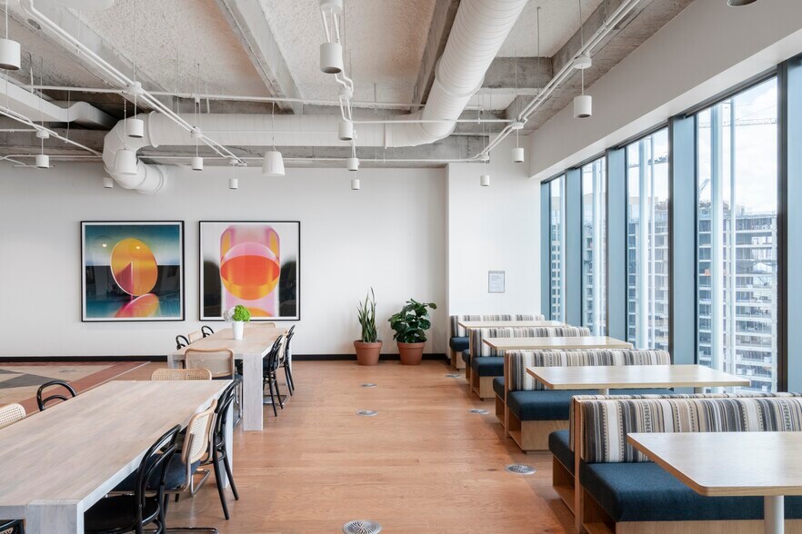 More Photos Of 609 Main St, Houston Office For Lease