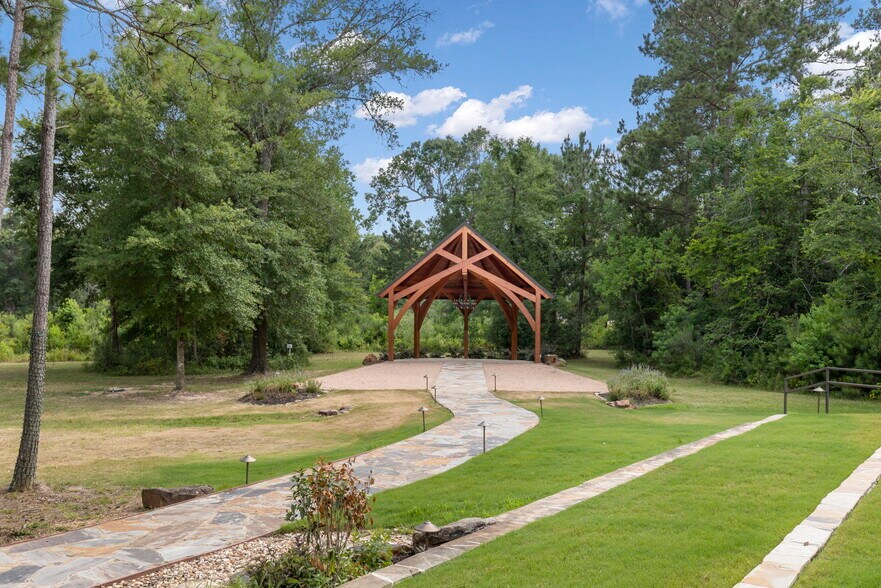 30663 Moore Rd, Magnolia, TX 77354 Lodge Meeting Hall For Sale