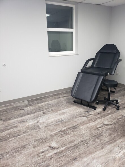 More Photos Of 3615 S Tamarac Dr, Denver Office For Lease