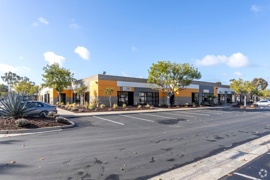 More Photos Of 9520 Padgett St, San Diego Unknown For Lease