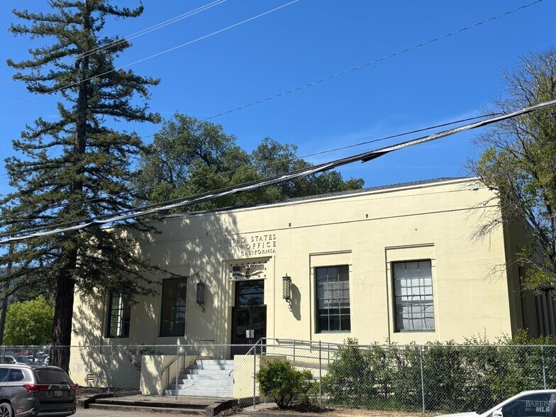 More Photos Of 224 N Oak St, Ukiah Office Residential For Lease