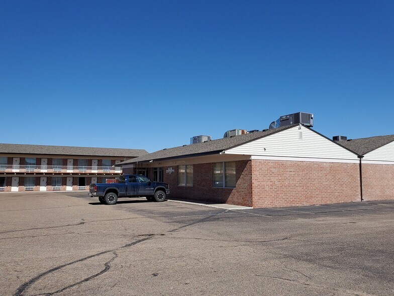 More Photos Of 15225 US-385, Julesburg Hotel For Sale