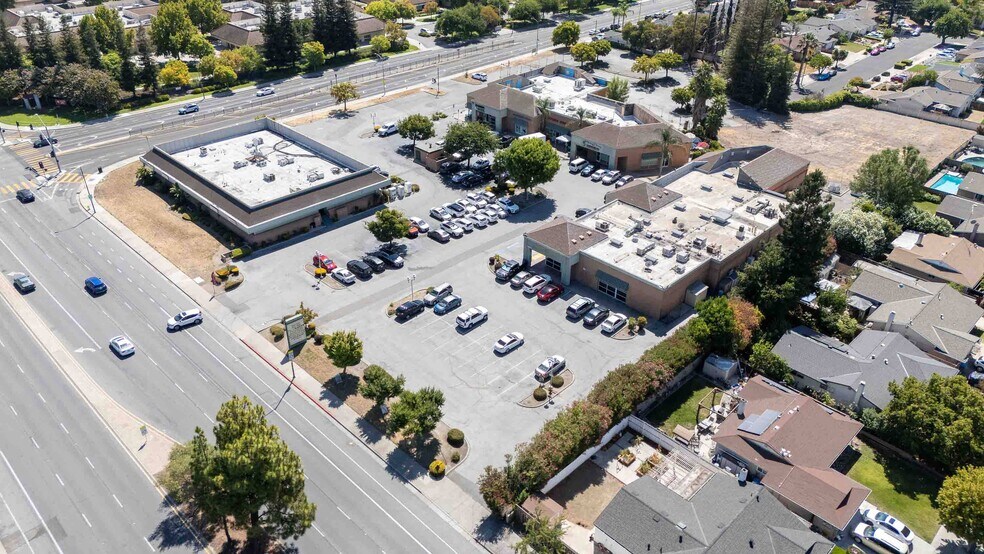 More Photos Of 5890-6085 Snell Blvd, San Jose Unknown For Lease