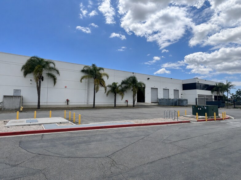 More Photos Of 3030-3088 Walnut Ave, Long Beach Warehouse For Lease