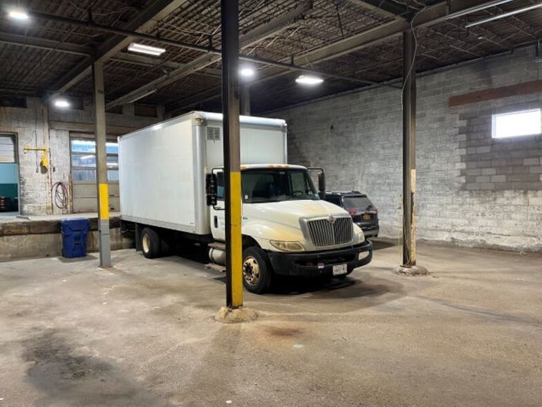 More Photos Of 501 Cornwall Ave, Buffalo Manufacturing For Sale