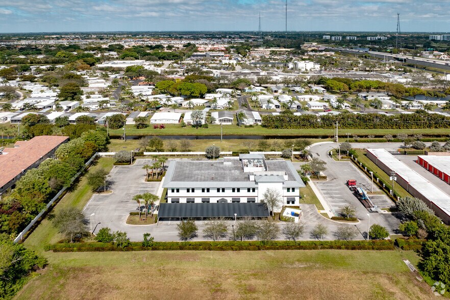 More Photos Of 8230 210th St S, Boca Raton Office For Lease