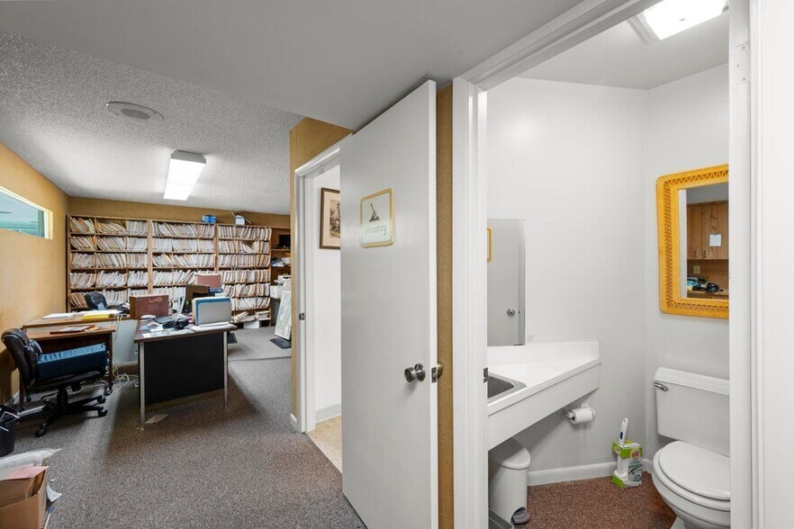 More Photos Of 1900 Nebraska Ave, Fort Pierce Medical For Sale