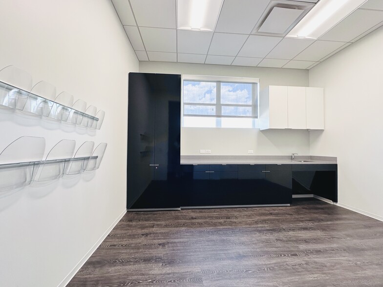 More Photos Of 2015 S Shepherd Dr, Houston Unknown For Lease