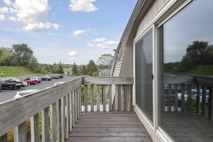More Photos Of 3908 Cedar Grove Pky, Eagan Apartments For Sale