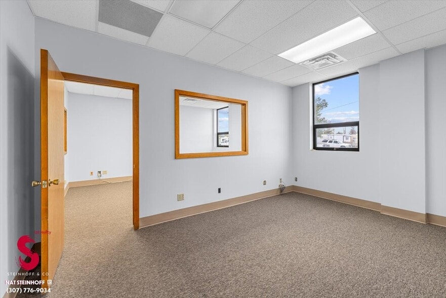 More Photos Of 4113 W Yellowstone Hwy, Casper Flex For Sale