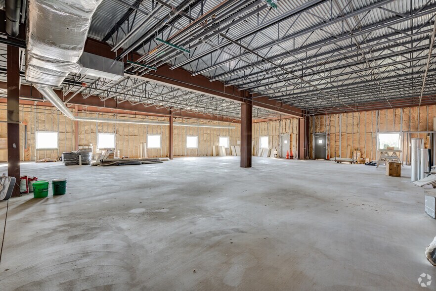 More Photos Of 60101 Bodnar Blvd, Mishawaka Medical For Lease