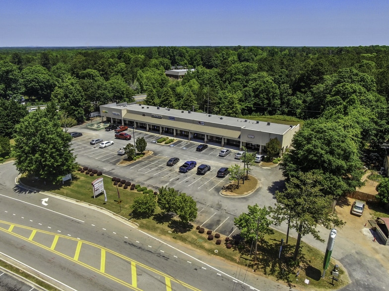 More Photos Of 685-707 Highway 3, Hampton Unknown For Lease