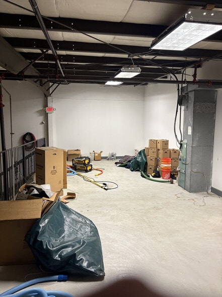 More Photos Of 2109 Parkway Dr, Saint Peters Industrial For Lease