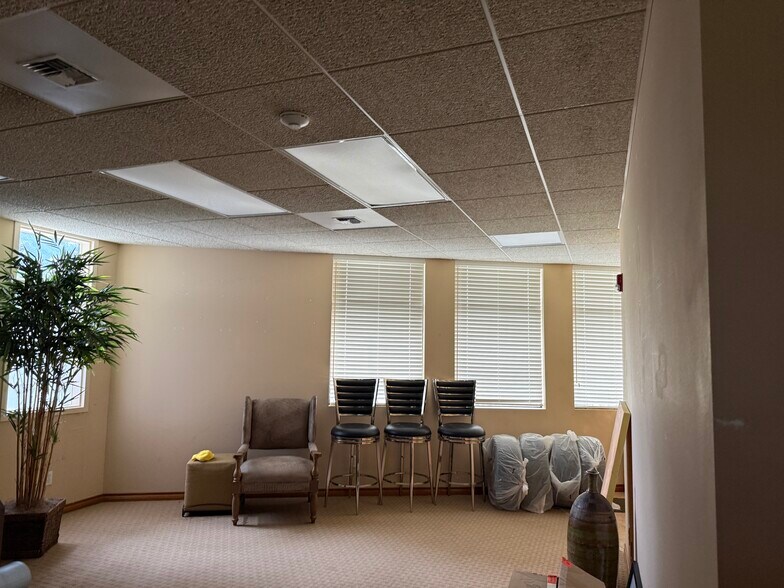 More Photos Of 6869 Kimball Dr, Gig Harbor Office For Lease