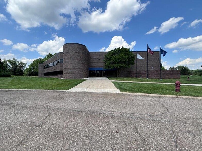 Primary Photo Of 5200 Venture Dr, Ann Arbor Manufacturing For Sale