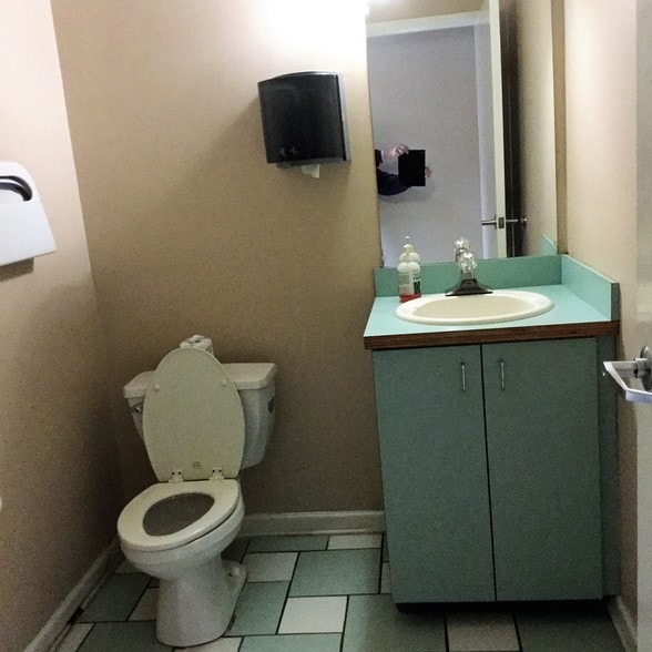 More Photos Of 6285 Garden Walk Blvd, Riverdale Medical For Lease