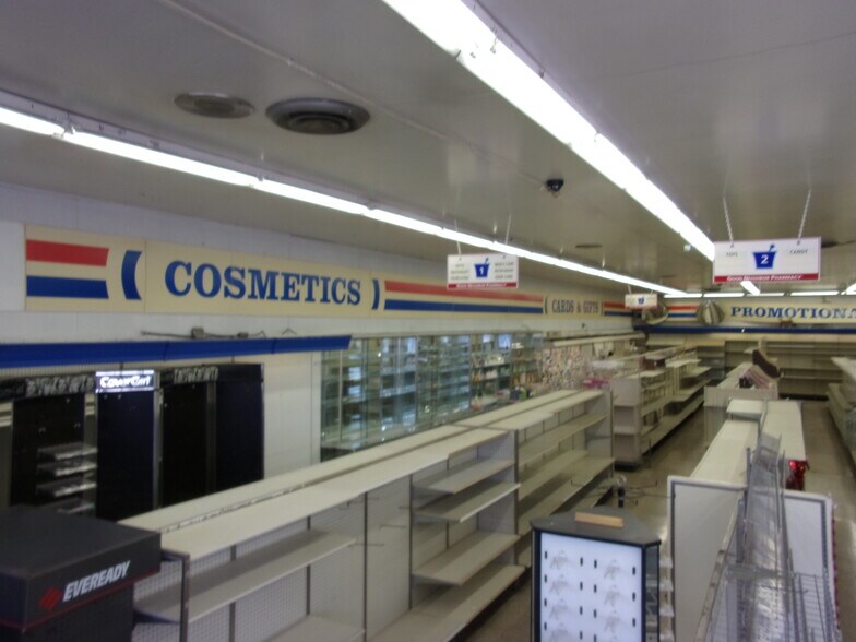 More Photos Of 6918 W Archer Ave, Chicago Storefront For Sale