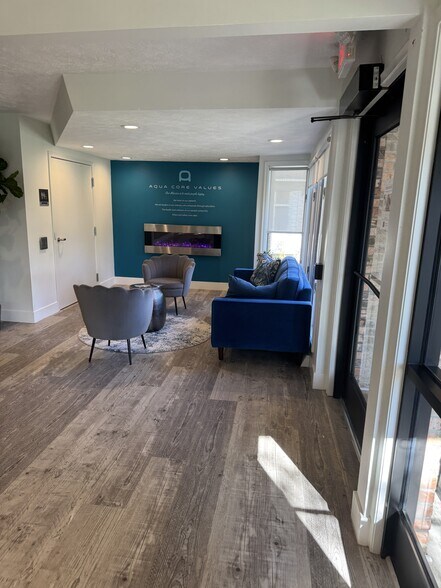 More Photos Of 1219 E Saginaw St, Lansing Medical For Lease