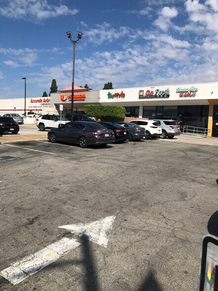 More Photos Of 1431-1449 Colorado Blvd, Pasadena Restaurant For Lease