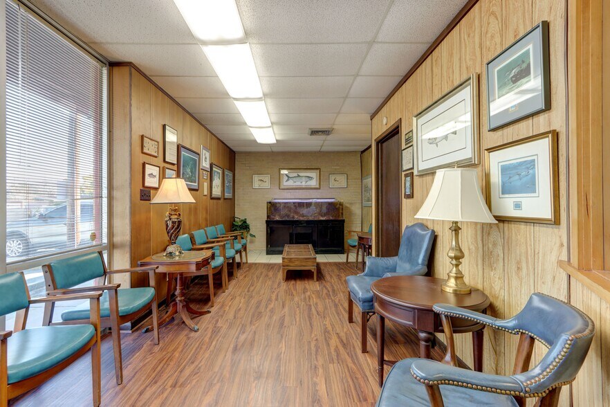 More Photos Of 835 E 65th St, Savannah Medical For Sale