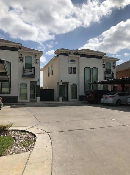 More Photos Of 1405 W Kiwi Ave, Pharr Apartments For Sale