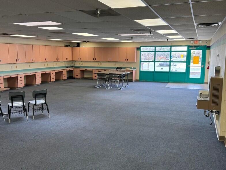 More Photos Of 5528 Eubank Blvd NE, Albuquerque Office For Lease