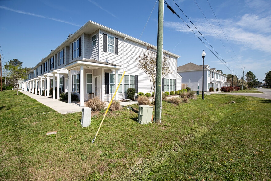 More Photos Of Village Rd @ Dresser Lane, Leland Apartments For Sale