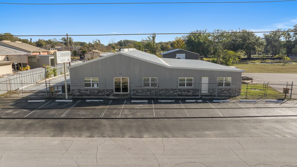 More Photos Of 943 NW 17th Ave, Ocala Warehouse For Sale