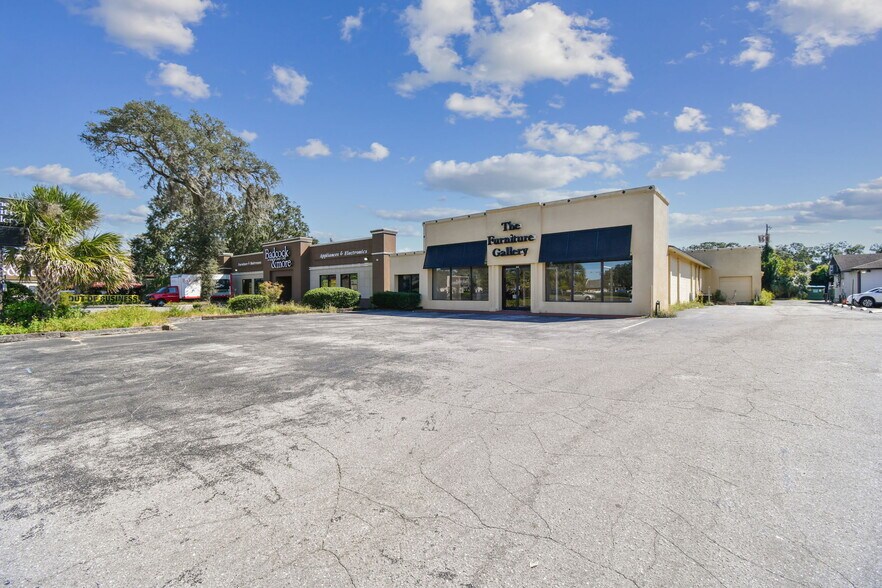 More Photos Of 1956 Kingsley Ave, Orange Park General Retail For Sale