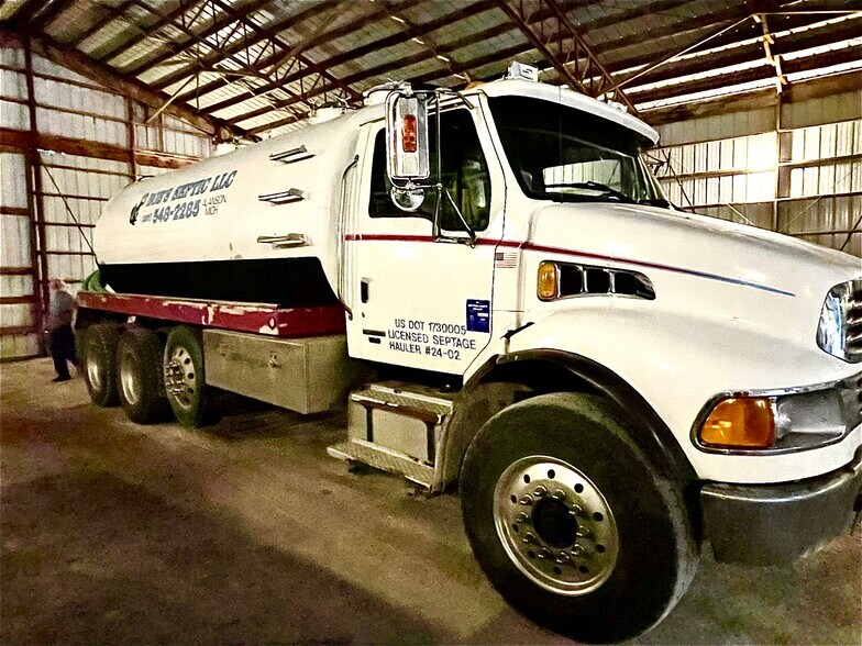 More Photos Of Bob's Septic Service, Alanson Warehouse For Sale