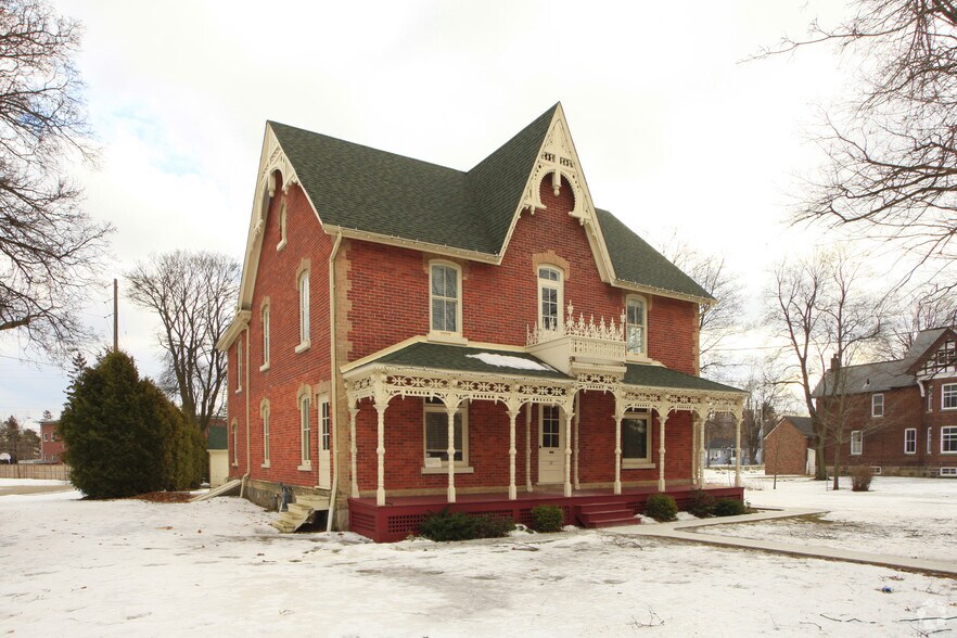 Primary Photo Of 27 Old Kingston Rd, Toronto Office Residential For Sale