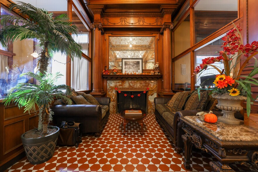 More Photos Of 128 S Tejon St, Colorado Springs Office For Lease