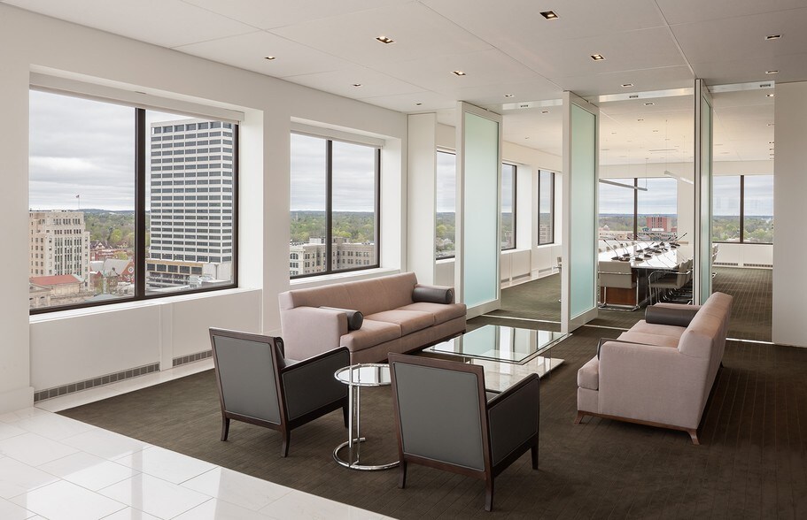 More Photos Of 202 S Michigan St, South Bend Office For Lease