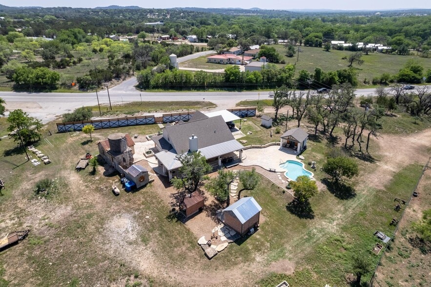 More Photos Of 6 US Highway 87, Comfort Office For Sale
