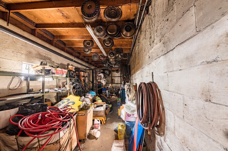 More Photos Of 414 Corbin Pl, Fairmont Land For Sale