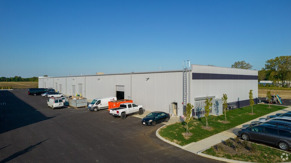 More Photos Of 8510 Warner Rd, Plain City Unknown For Lease