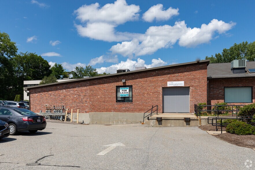 More Photos Of 220 Reservoir St, Needham Office For Lease