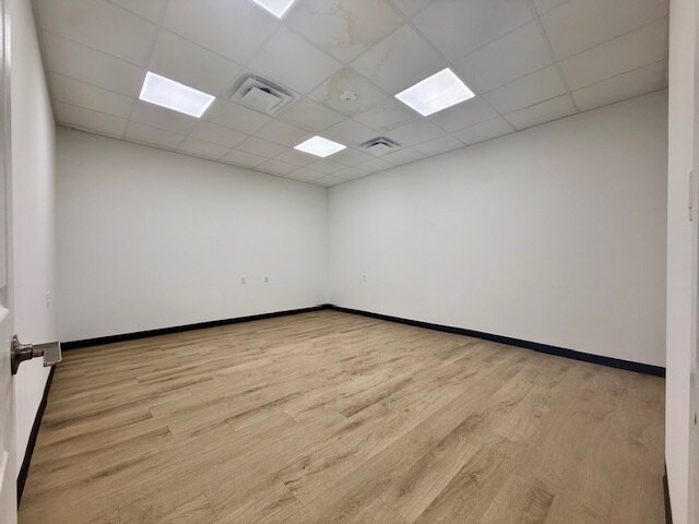 More Photos Of 12971 Westheimer Rd, Houston Freestanding For Lease