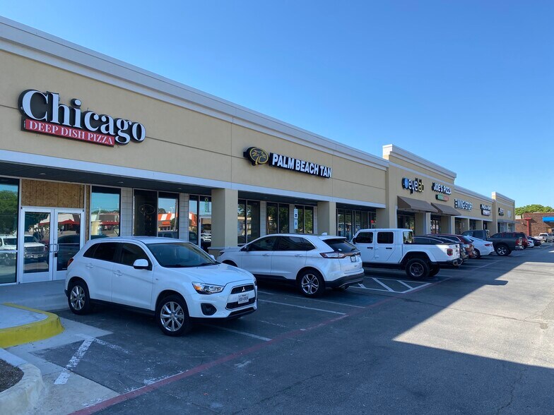 More Photos Of 5801 W Interstate 20, Arlington Storefront For Lease