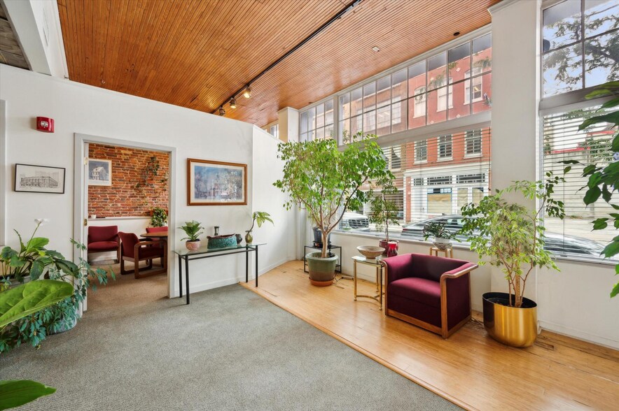 More Photos Of 136-138 N 2nd St, Philadelphia Apartments For Sale