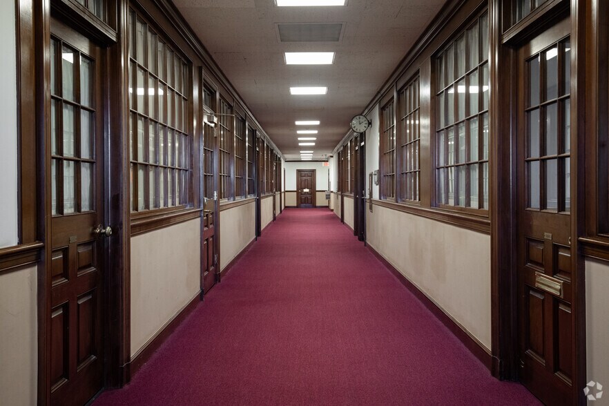 More Photos Of 2100 Middle Country Rd, Centereach Office For Lease