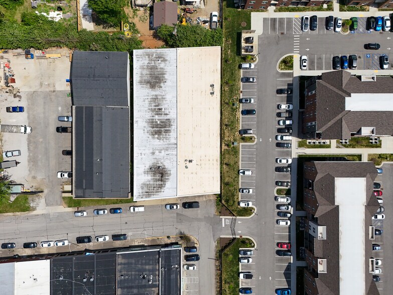More Photos Of 819 Porter Pl, Lexington Warehouse For Lease