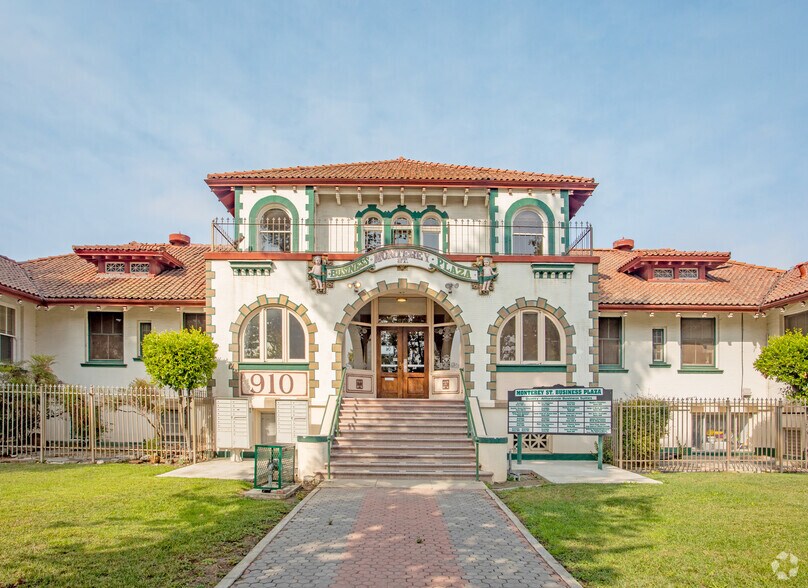 More Photos Of 910 Monterey St, Hollister Office Residential For Sale